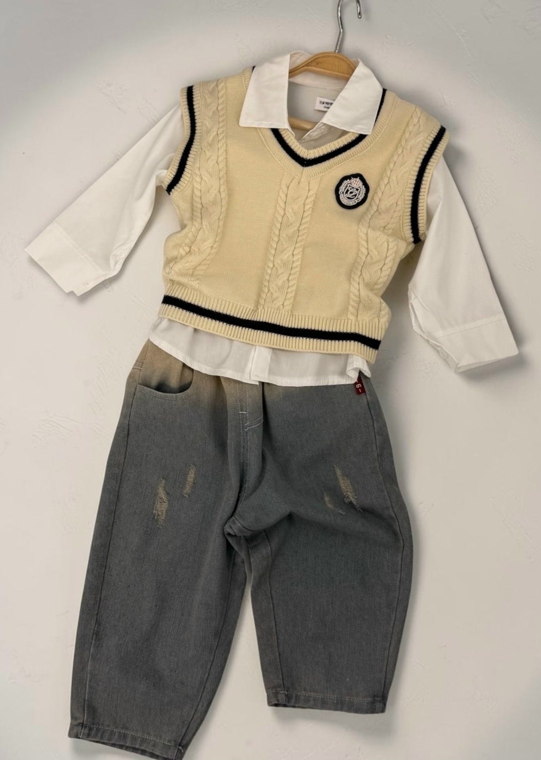 трикотажный жилет,жилет для мальчика,вязаный жилет для мальчика,жилет школьная,жилет трикотажный для мальчика