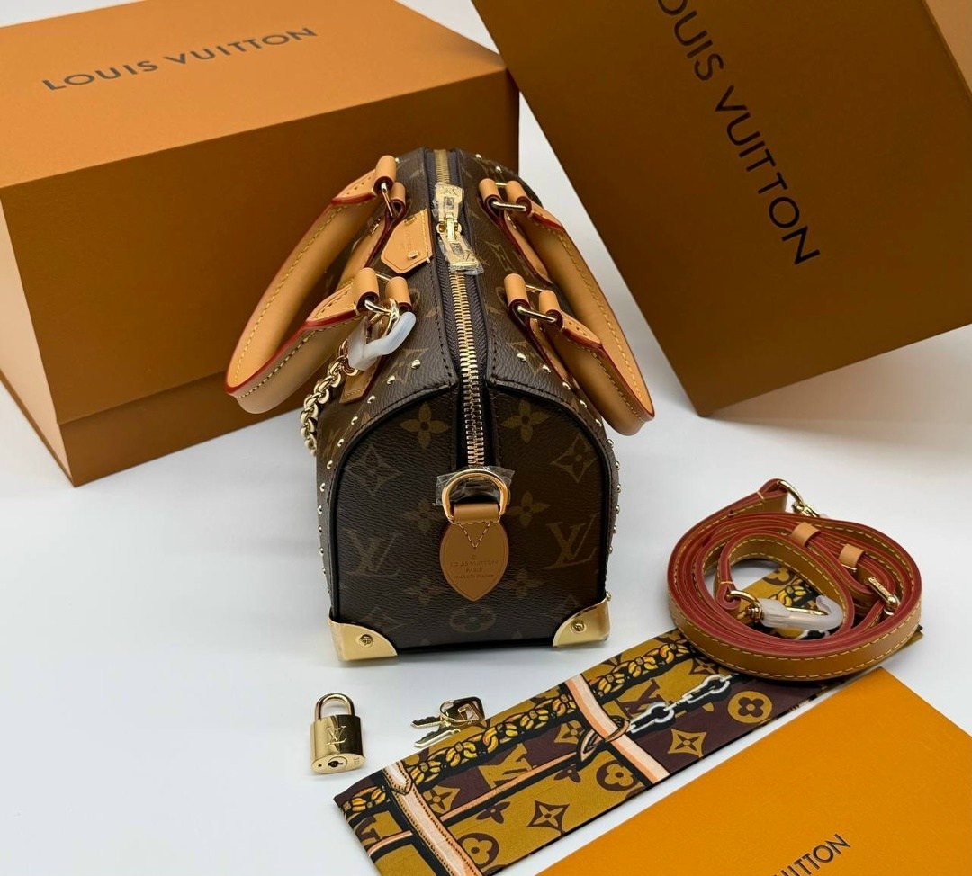 louis vuitton сумка на плечо,сумка louis vuitton,louis vuitton женская сумка,louis vuitton сумка на плечо кросс-боди,сумка луи виттон