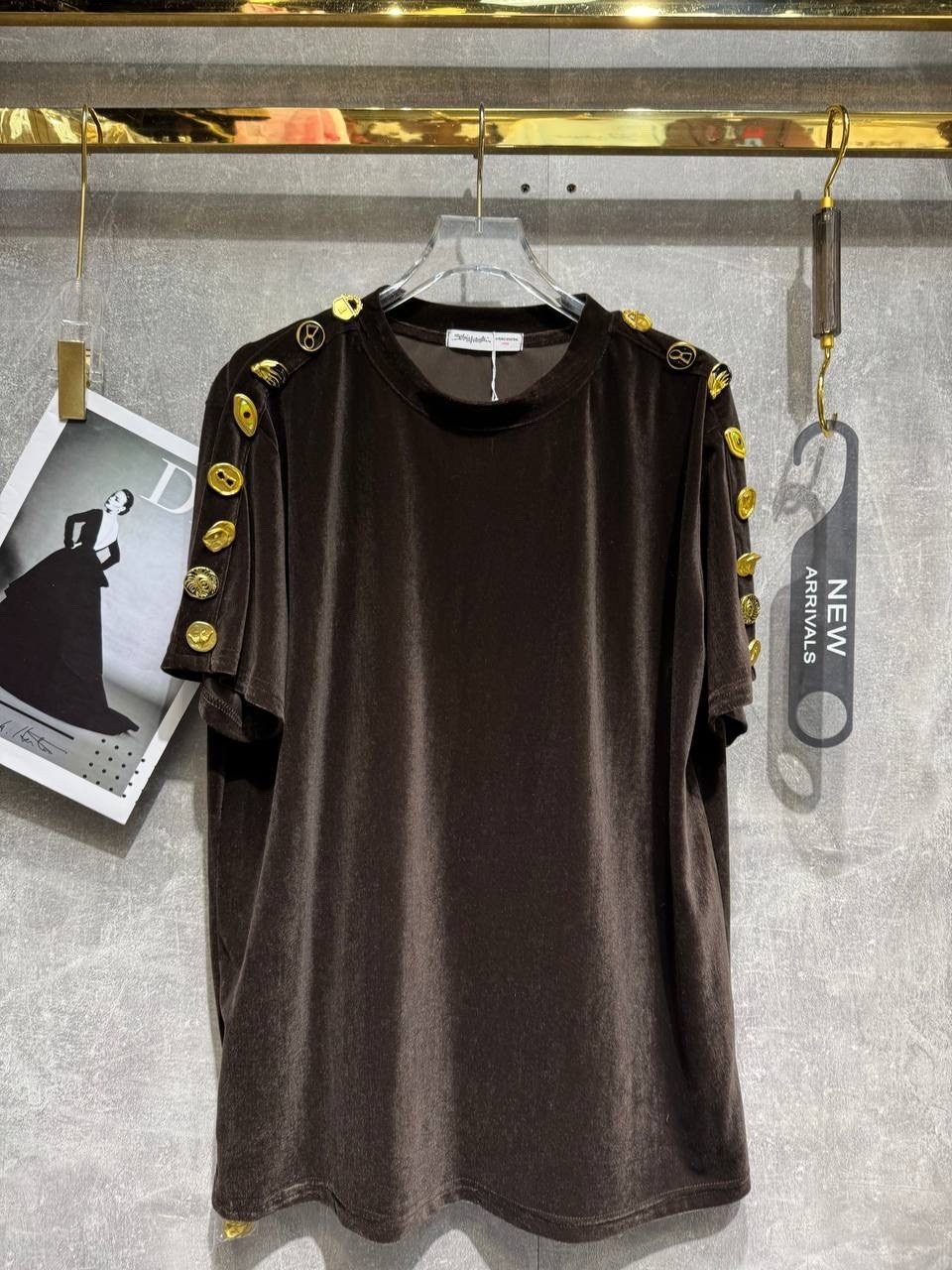 футболки для женщин,футболки модные,футболки женская,брендовые вещи,стильные футболки