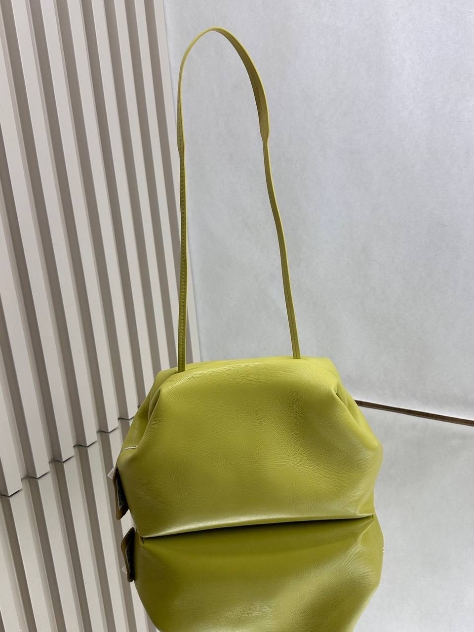 сумка,сумочка модная,кожаная сумка,женская сумка,сумка хобо зеленая starry studio