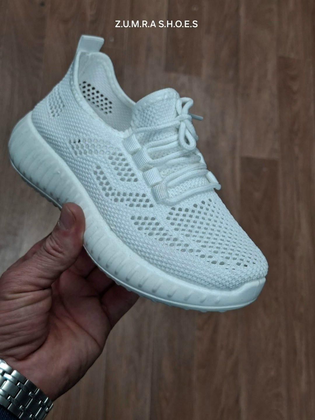 кроссовки изики женские настоящие,кроссовки женскиe,кроссовки изики женские,кроссовки изики,кроссовки изики летние