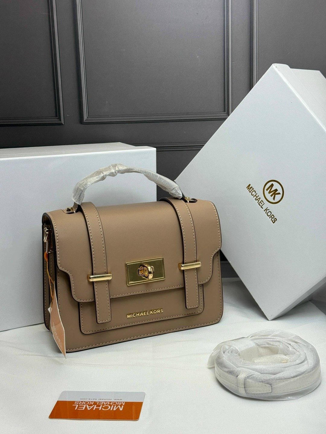 сумка женская michael kors,сумка michael kors,сумка женская michael kors оригинал,сумка женская michael kors кожаная,женская сумка на плечо michael kors