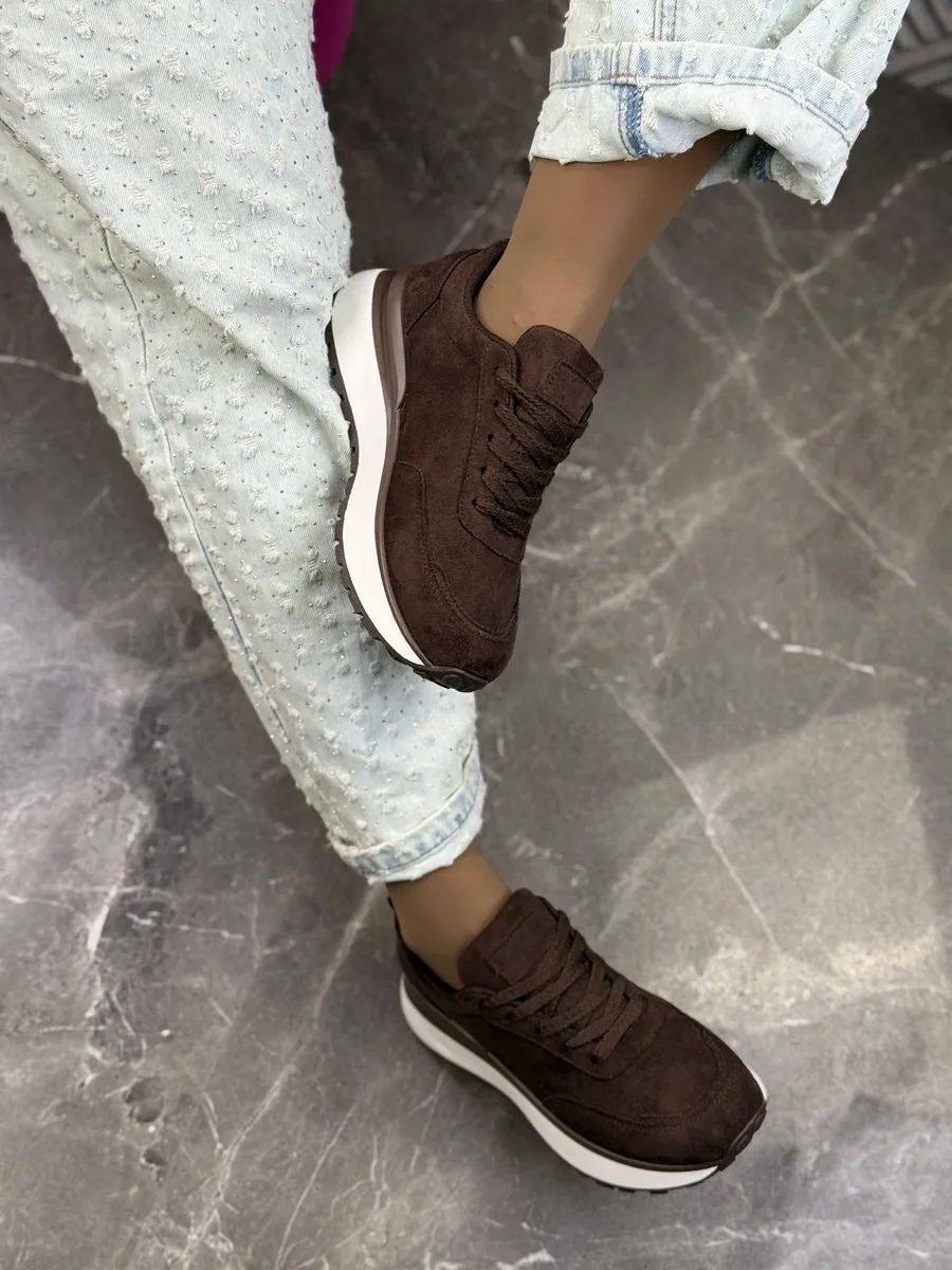 ,женские кроссовки,обуви,женская ,модные кроссовки