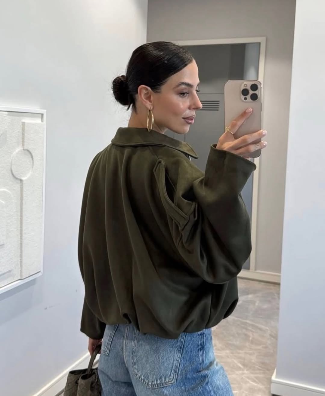 куртка замшевая,куртка бомбер,куртка оверсайз,куртка замшевая женская,бомбер замшевый оверсайз athe.brand