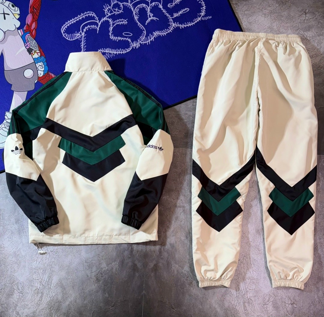 спортивный костюм adidas винтажный 90-ых,спортивный костюм adidas 90х,мужской спортивный костюм adidas в стиле 90-х,спортивный костюм adidas,винтажный костюм adidas