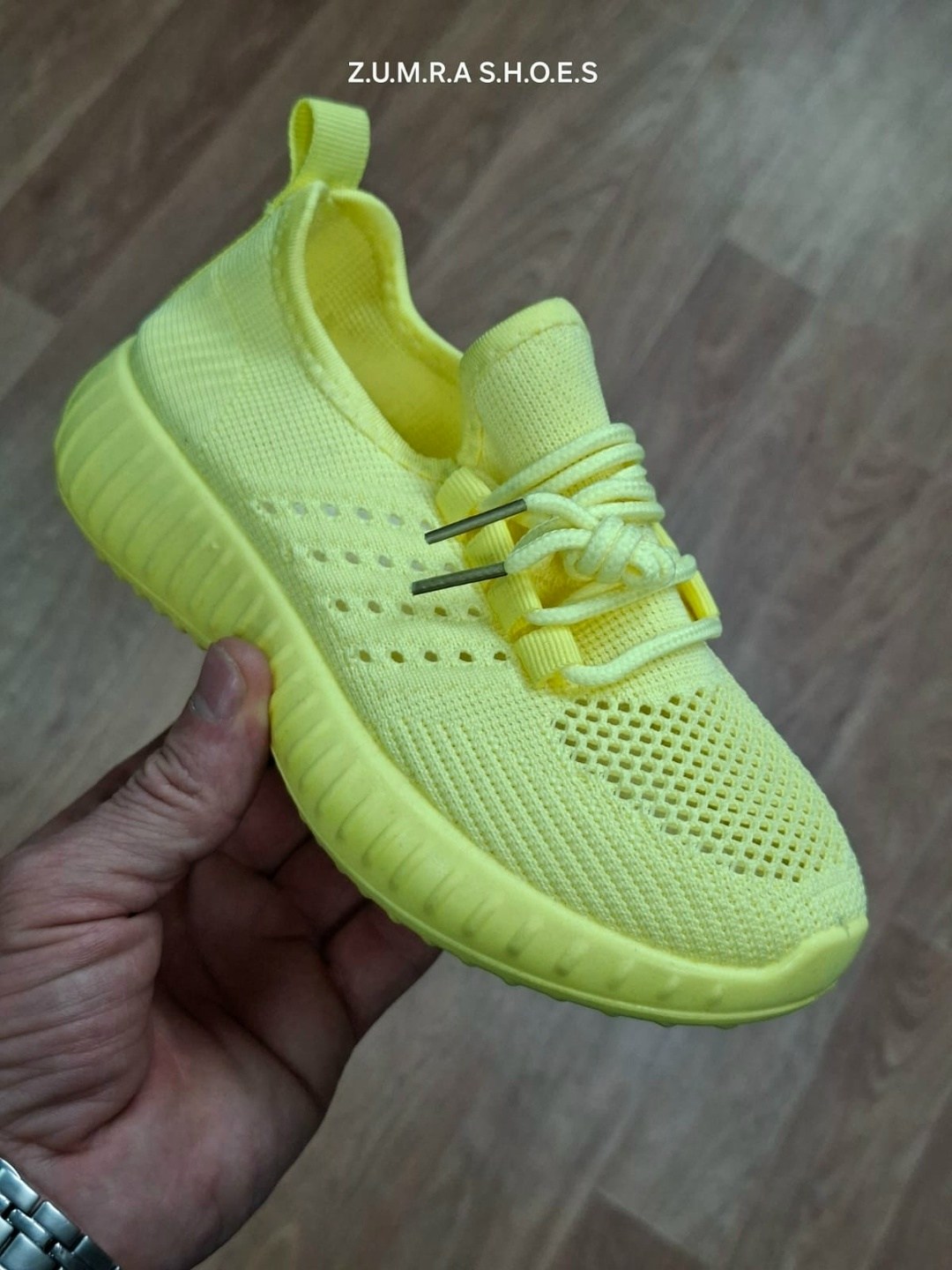 ,кроссовки изики,детские кроссовки,кроссовки детские текстильные,кроссовки мальчику