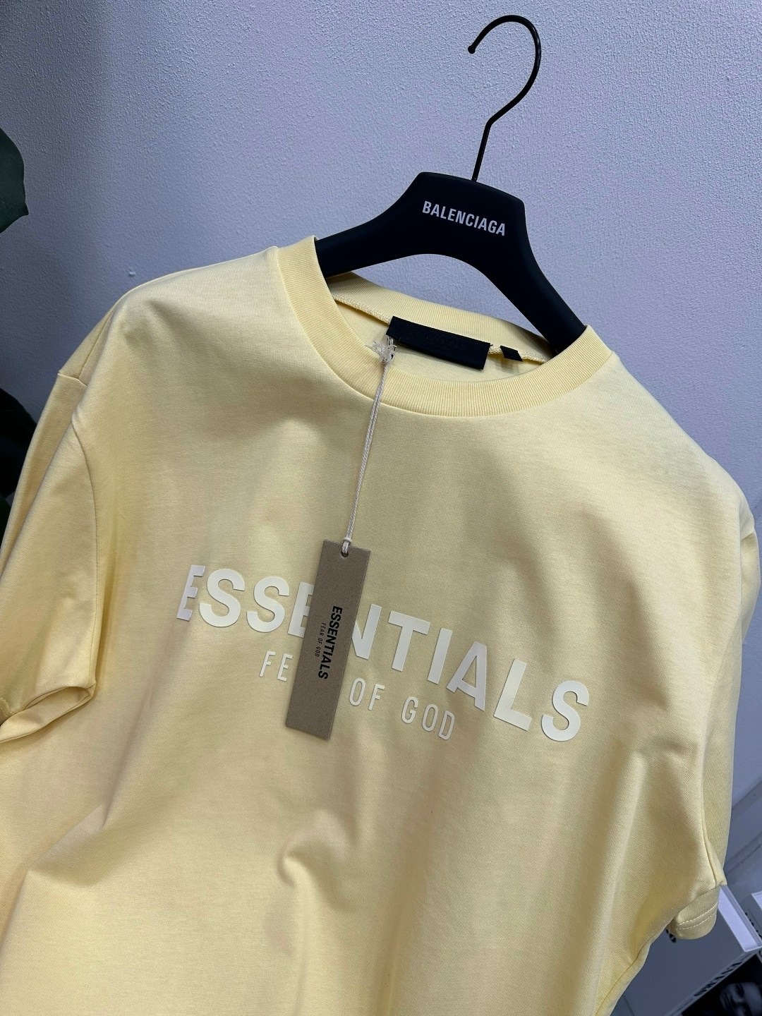 fear of god essentials,футболки мужские,essentials футболка,футболка,футболки дизайн