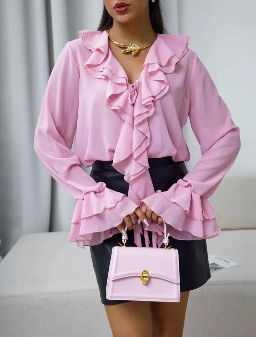 блузка с оборками,элегантные блузки,женская блузка,стильная блузка,блузка с рюшами и воланами