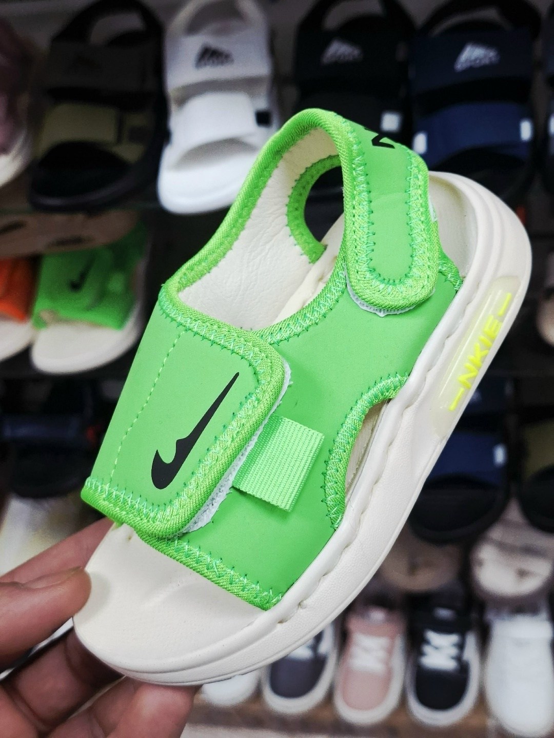 детские сандалии,сандалии спортивные,сандалии,детские сандали,спортивные босоножки