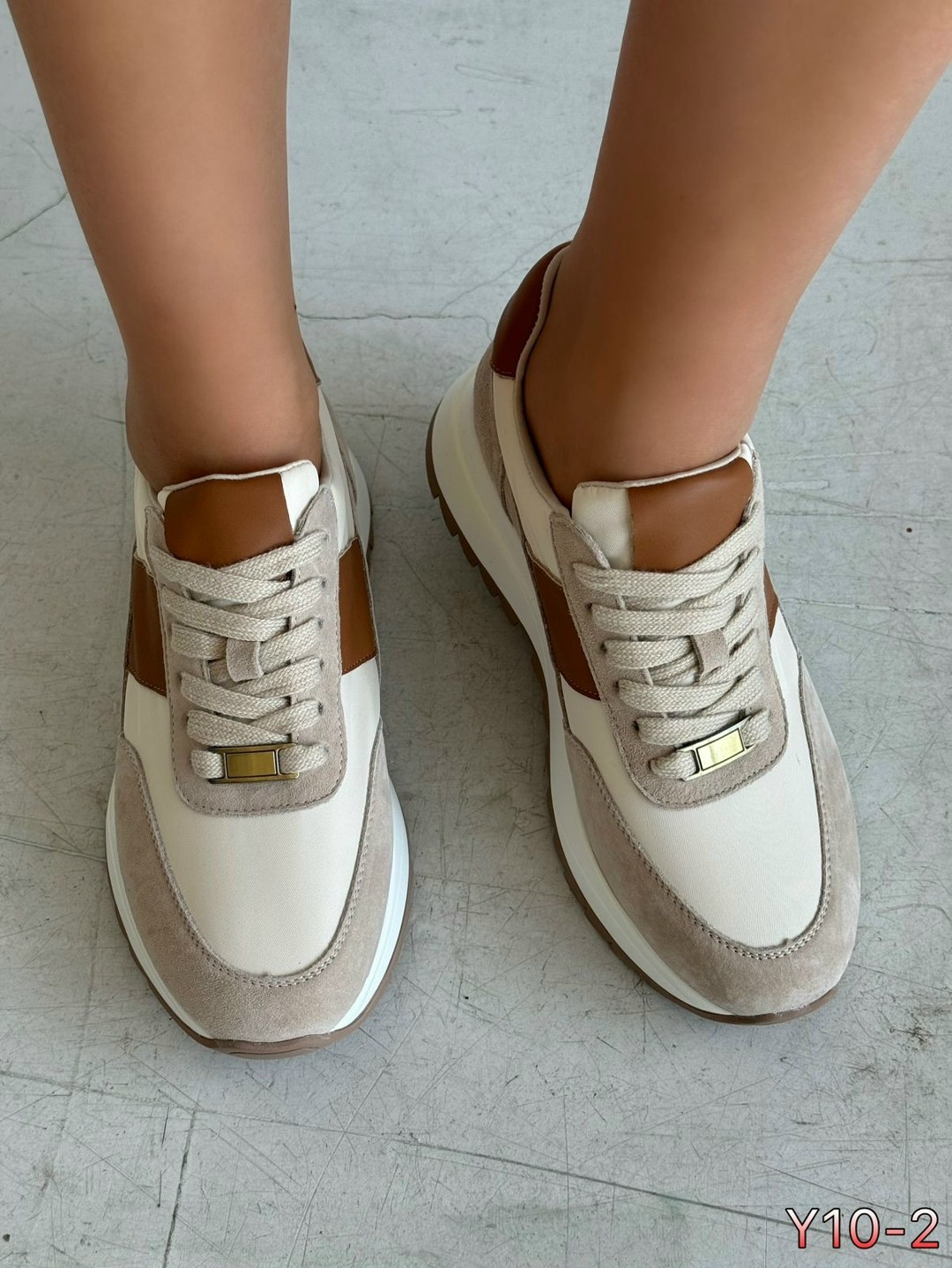 ,кроссовки женские,стильные женские кроссовки,кроссовки молодежные,модные женские кроссовки