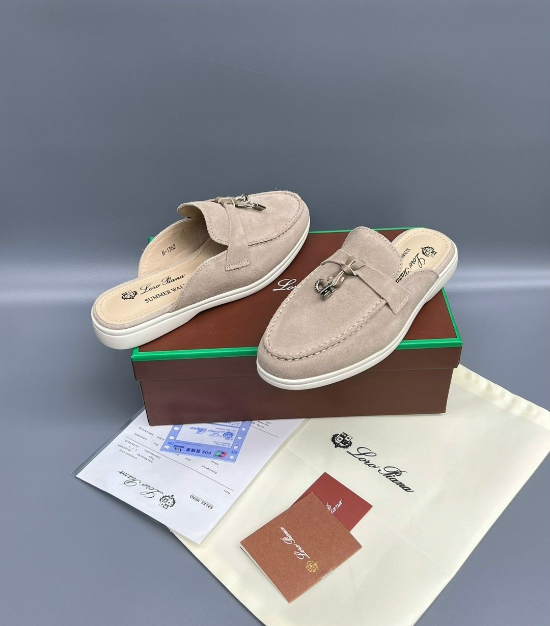 женские замшевые мюли loro piana бежевые,мюли loro piana,сабо loro piana,лоферы loro piana,loro piana лоферы женские
