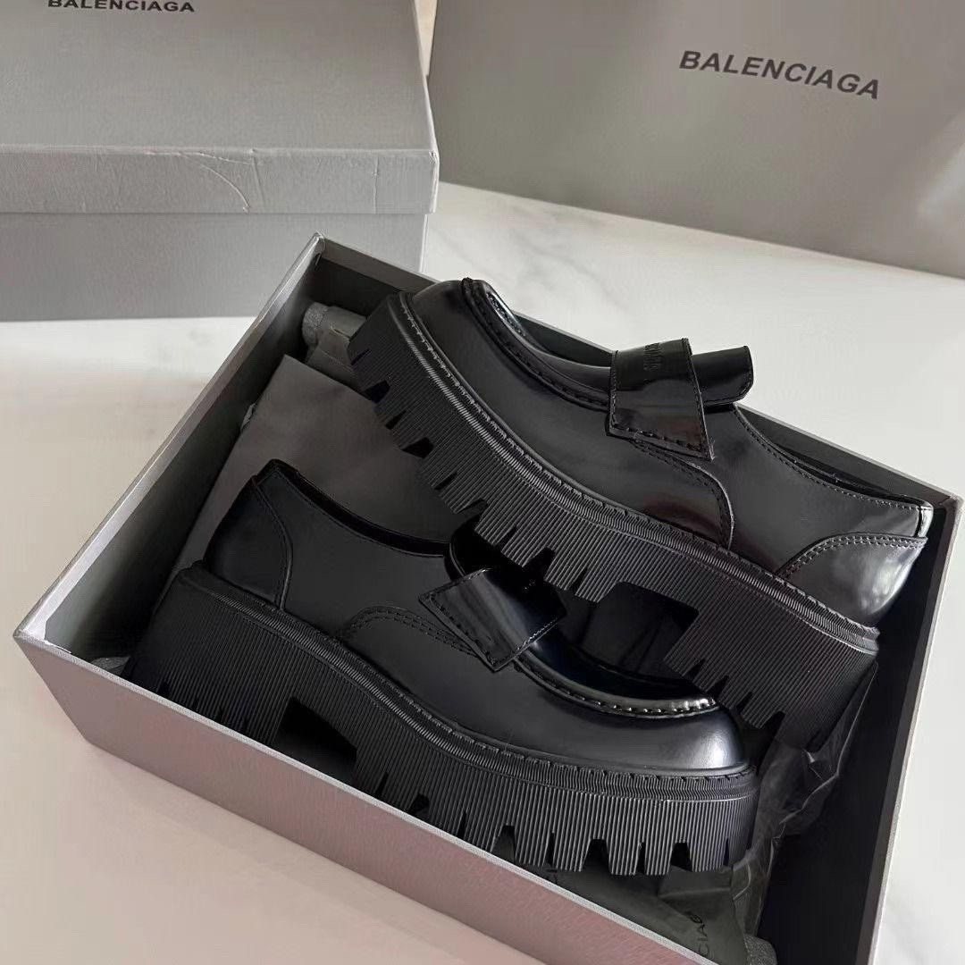 лоферы balenciaga,,лоферы баленсиага,лоферы женские,ботинки balenciaga