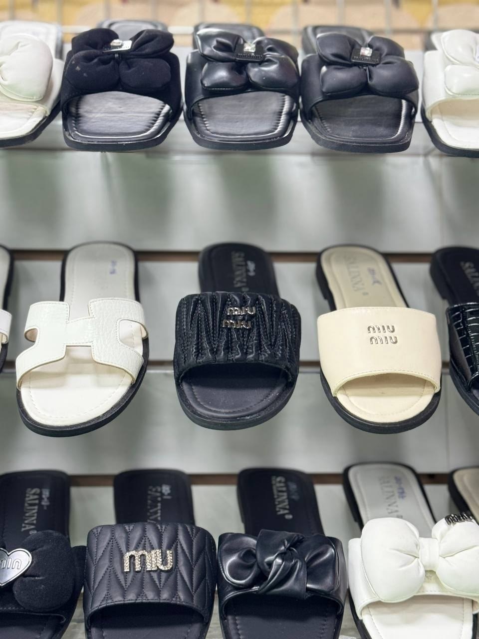 ,шлепанцы женские,женские шлепки,женская ,модные шлепанцы