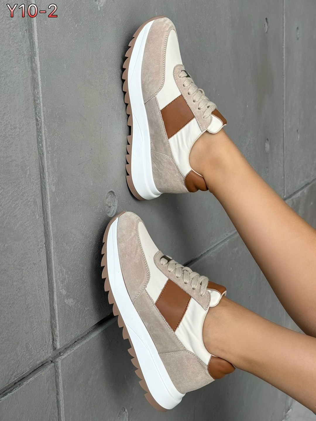 ,кроссовки женские,стильные женские кроссовки,кроссовки молодежные,модные женские кроссовки