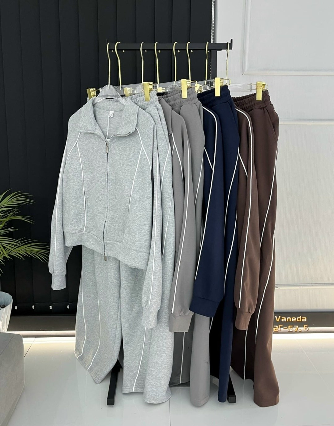 костюм спортивный,костюм женский,спортивные костюмы женские,костюм люкс,костюм