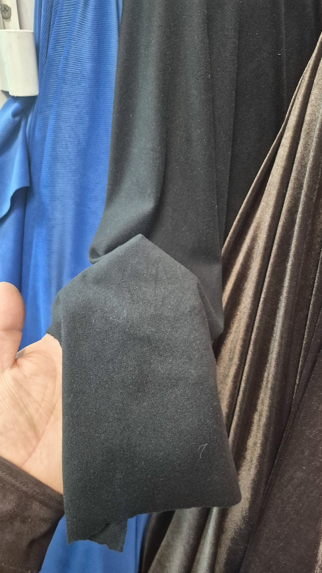 бархат бордовый,бархат красный ткань,бархат ткань,бархат стрейч,ткань бархат стрейч