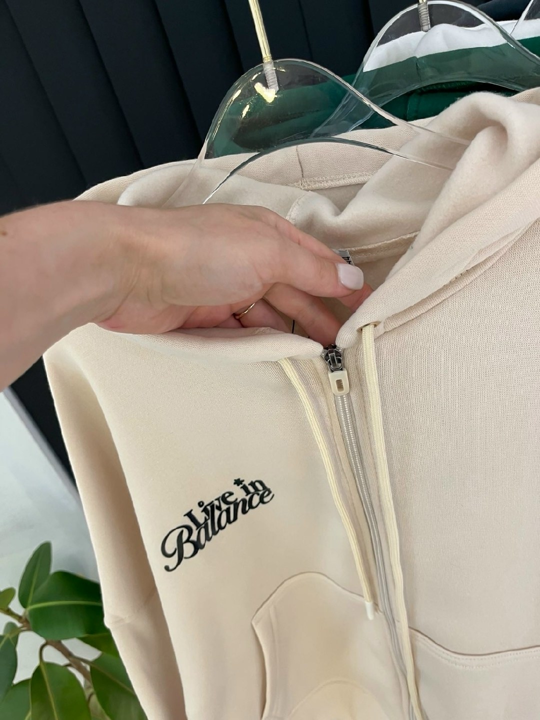 толстовка с капюшоном,женская толстовка,бежевая толстовка,толстовка,женская толстовка с капюшоном