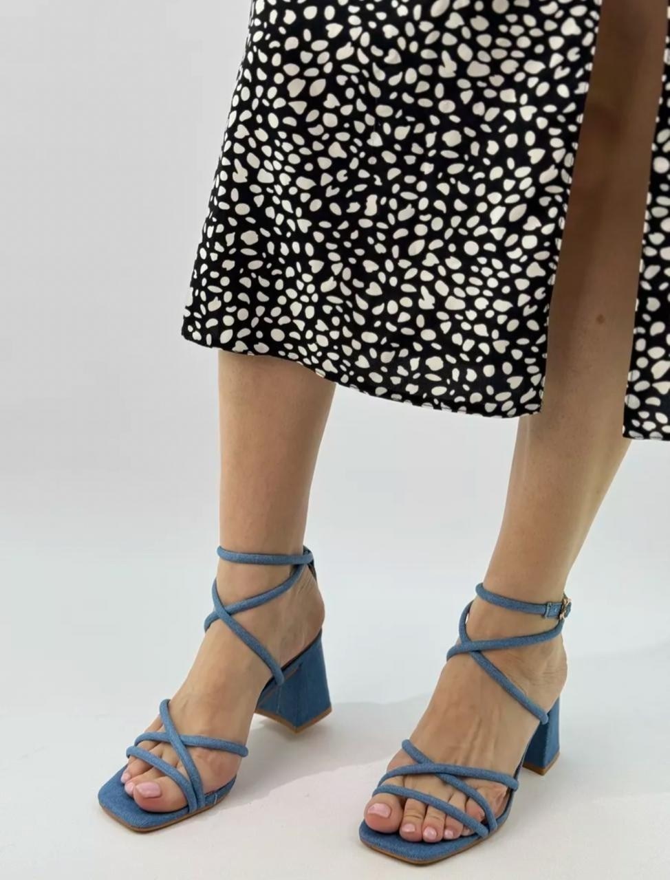 босоножки на каблуках,летние босоножки на каблуке,босоножки летние,женские босоножки,джинсовые босоножки