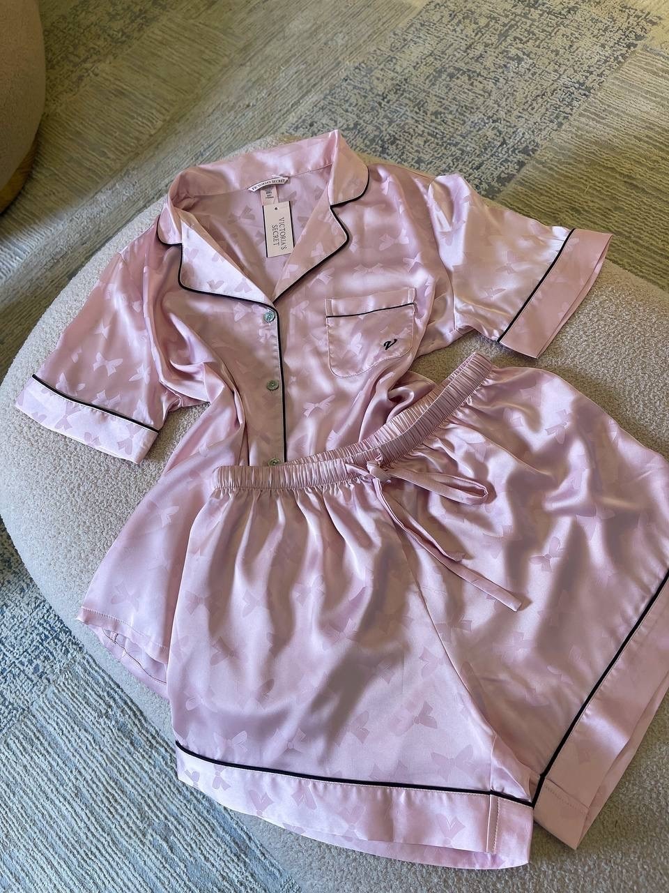 шелковая пижама с шортами и рубашкой,женская пижама с шортами,женская пижама,пижама,пижама розовая