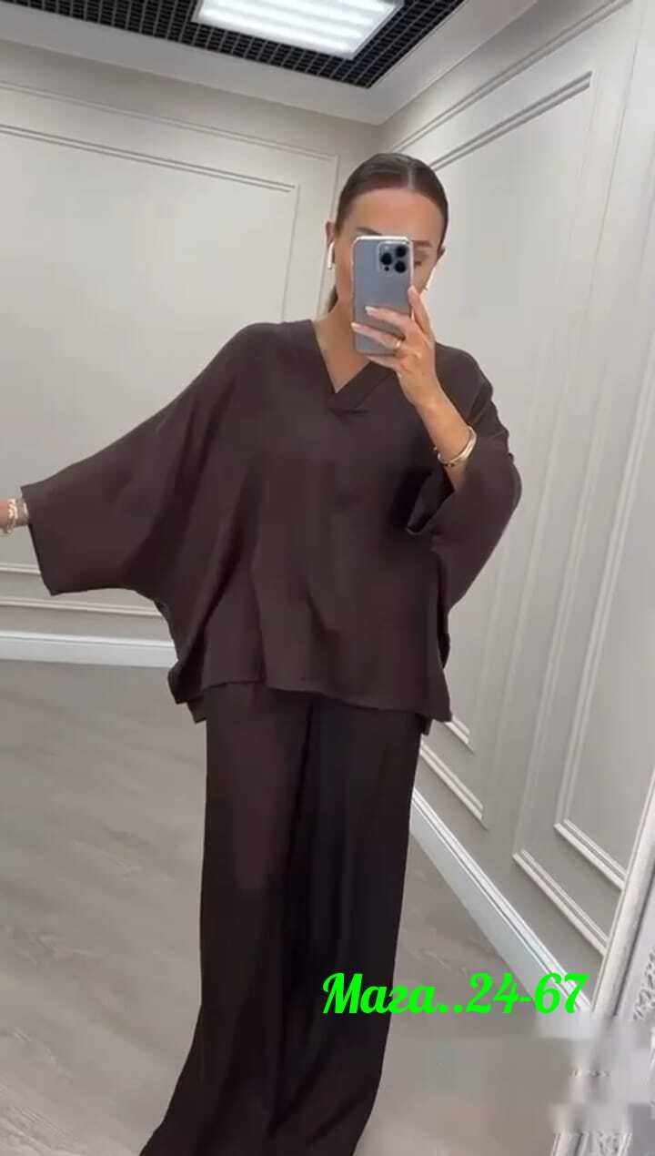 женский костюм,женский однотонный костюм с круглым вырезом и рукавом "летучая мышь",брючный комплект,костюм из шелка