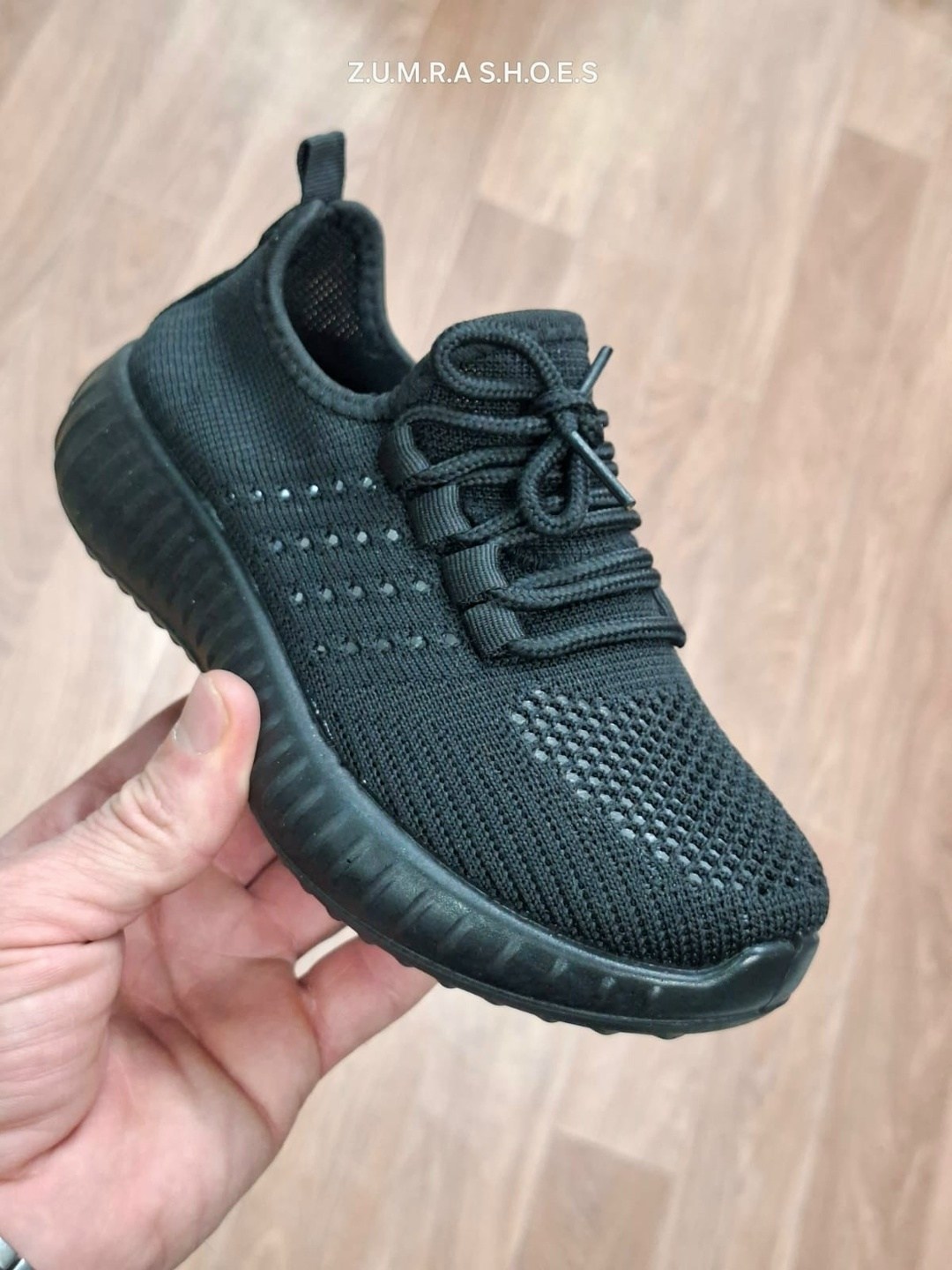 ,женские кроссовки,летние кроссовки изи,изики кроссовки,повседневные кроссовки