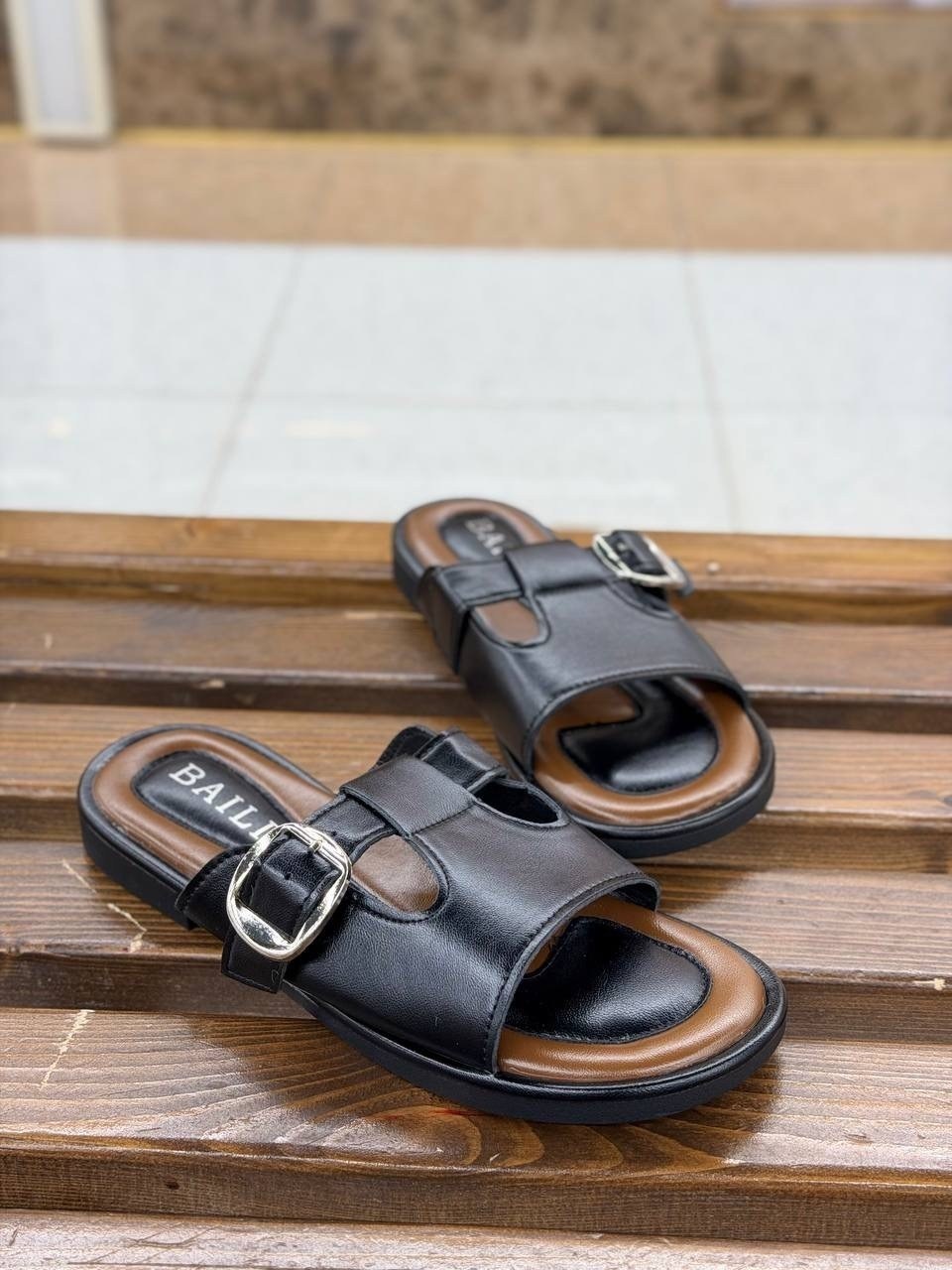 ,шлепанцы женские,шлепки кожаные,кожаные шлепанцы,пантолеты шлепанцы