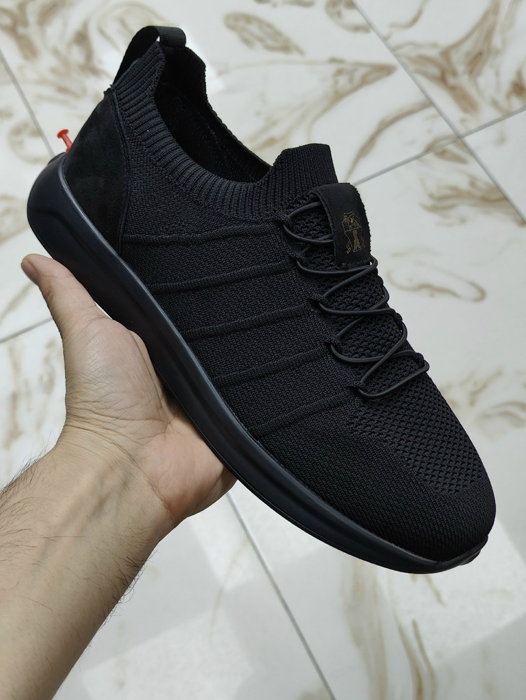 кроссовка мужской,мужские кроссовки,,спортивные кроссовки,спортивная