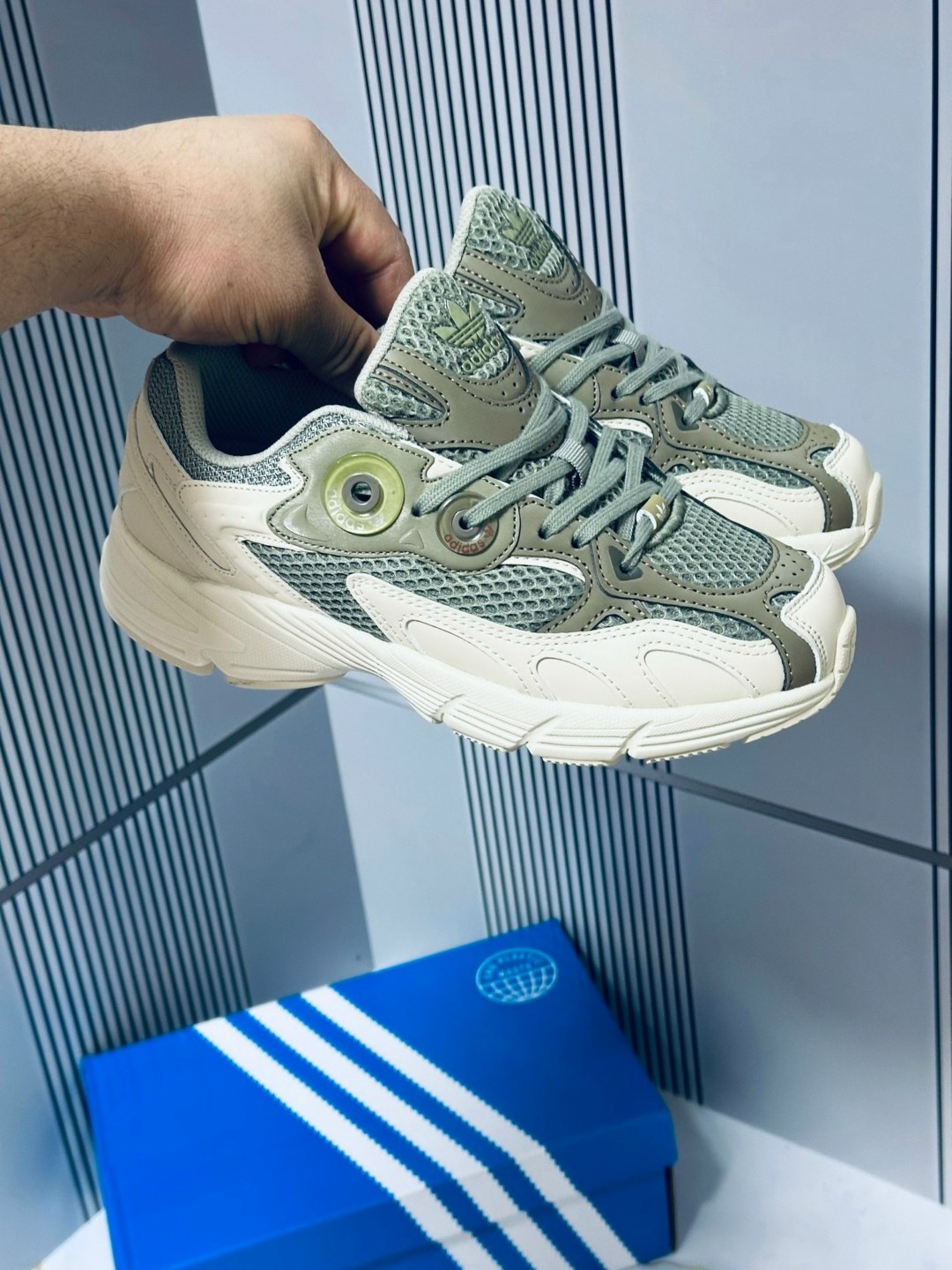 кроссовки adidas,кроссовки,adidas кроссовки женские,кроссовки мужские женские adidas,кроссовки женские adidas astir