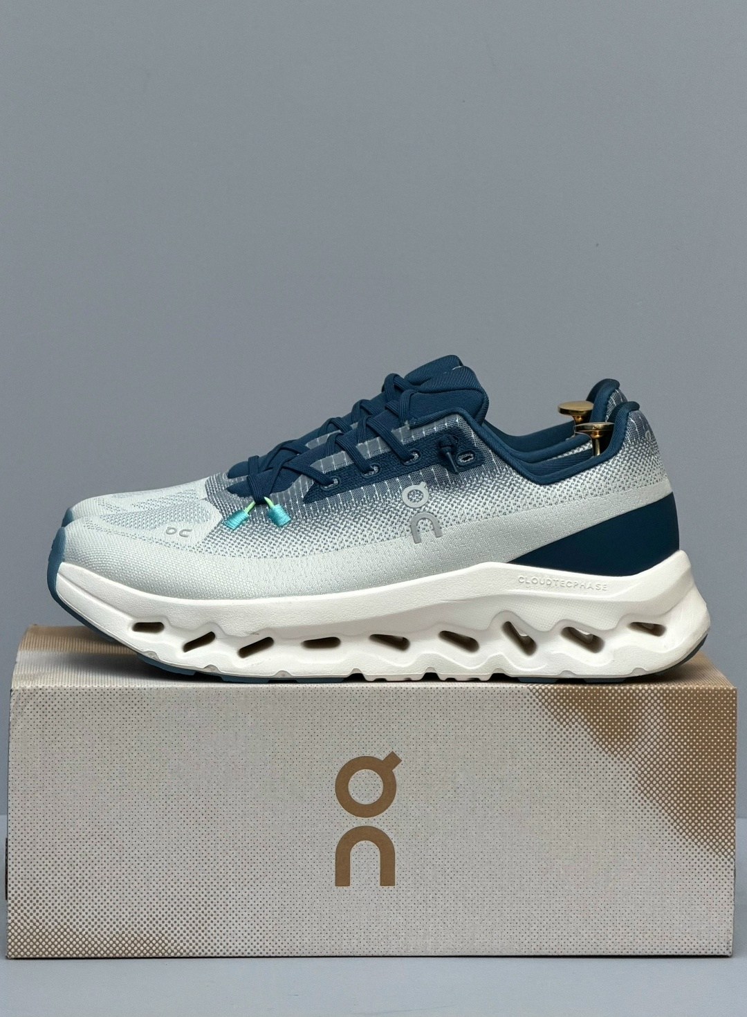 кроссовки cпортивные,кроссовки мужские женские,,кроссовки,кроссовки on