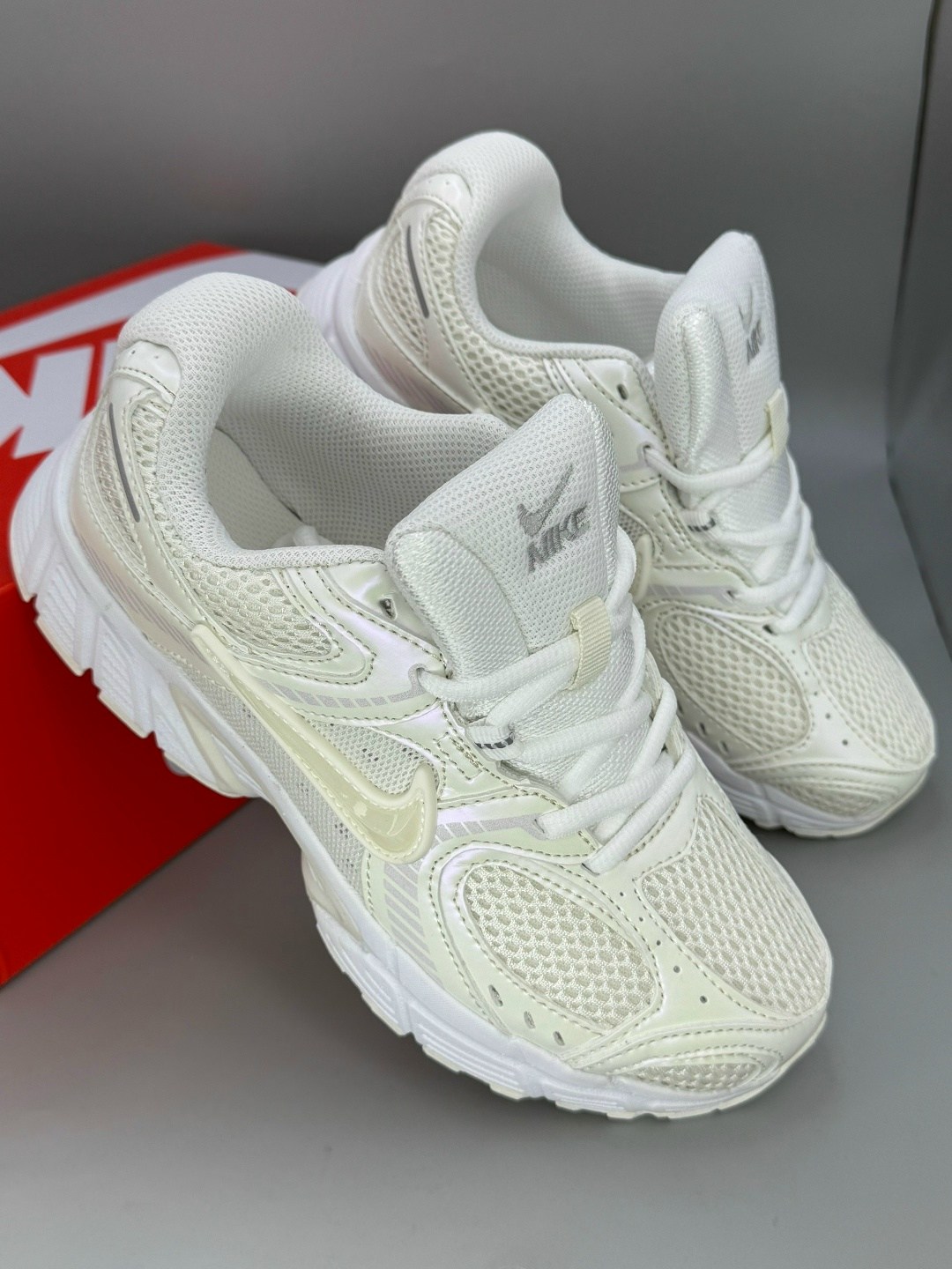 женские кроссовки nike,кроссовки nike,кроссовки,кроссовки белые nike,кроссовки женскиe