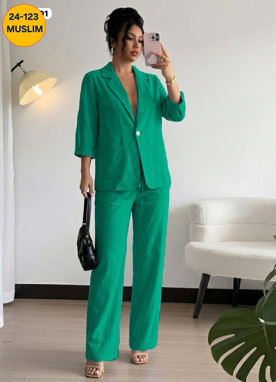 брючный костюм классический,женские брючные костюмы,бежевый брючный костюм,бежевый костюм,костюм льняной брючный