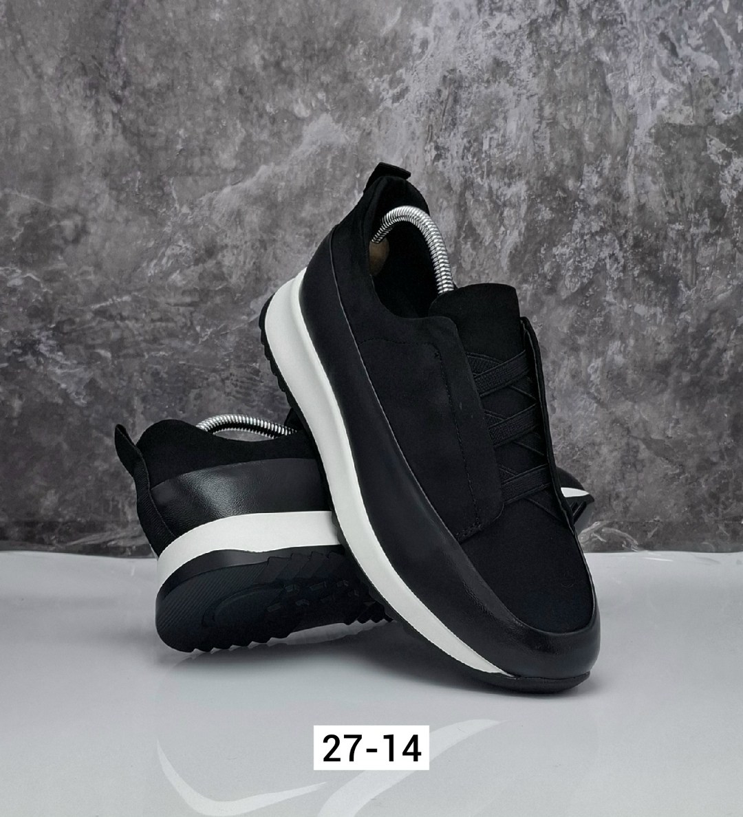 ,спортивная ,кроссовки женскиe,кроссовка мужской,мужские кроссовки