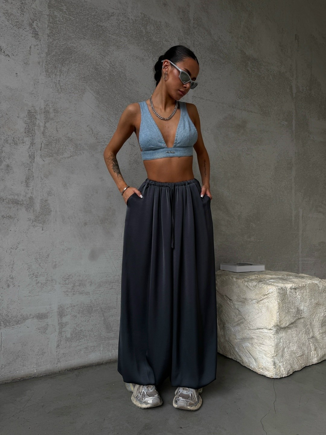 брюки палаццо,брюки палаццо голубого цвета,широкие брюки палаццо,широкие брюки,брюки женские палаццо