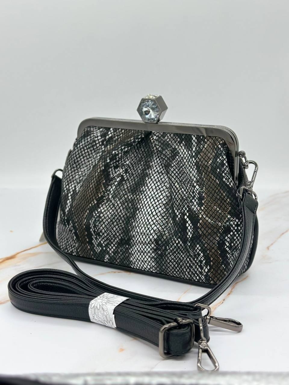 сумки,женская сумка,сумочка,сумка,модная сумка