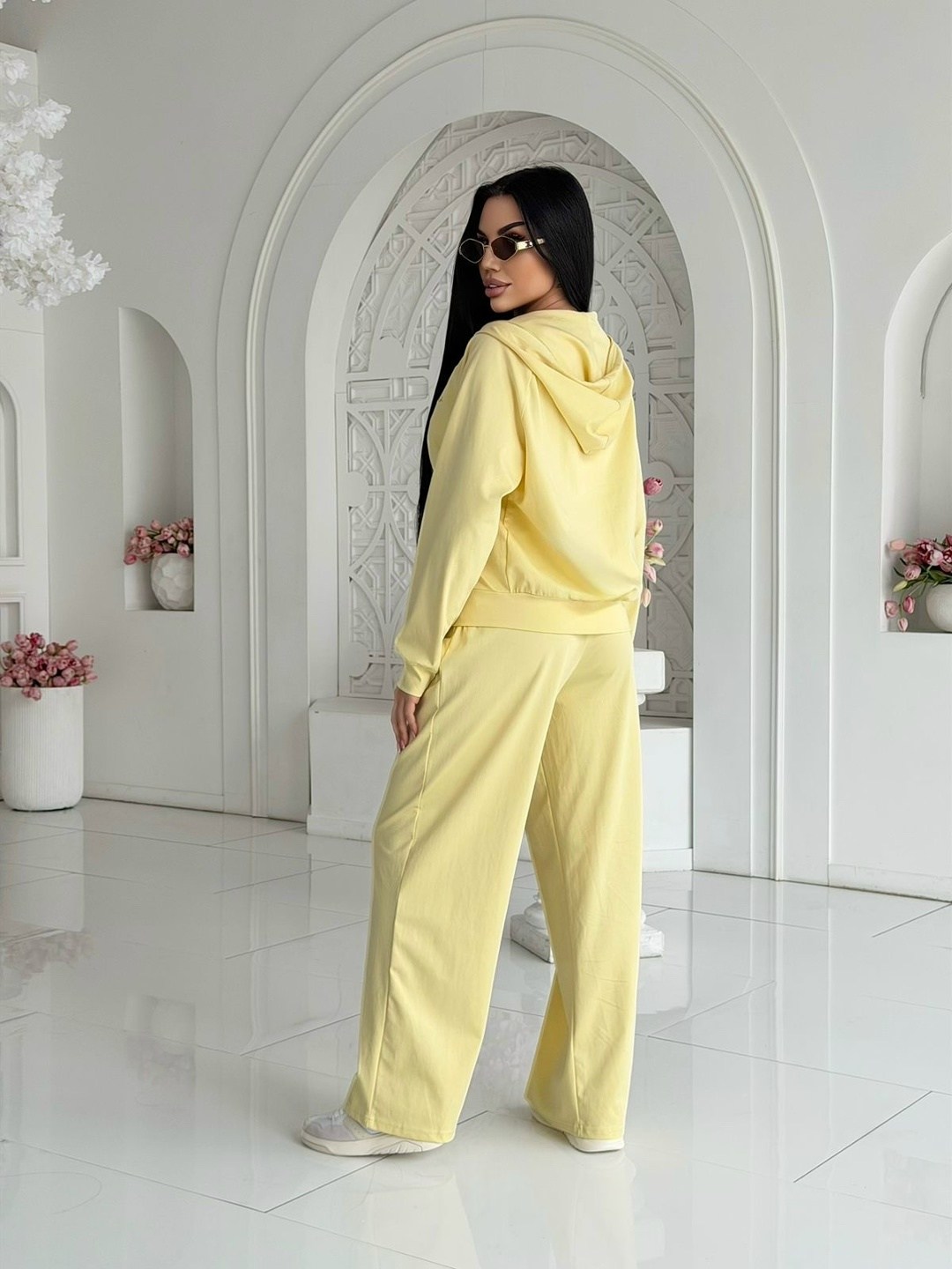 стильные костюмы,костюм с брюками,повседневный костюм,женский спортивный костюм,костюм желтый