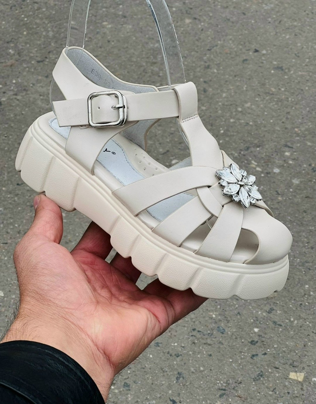 ,летние босоножки,босоножки женские,сандали босоножки,стильные босоножки