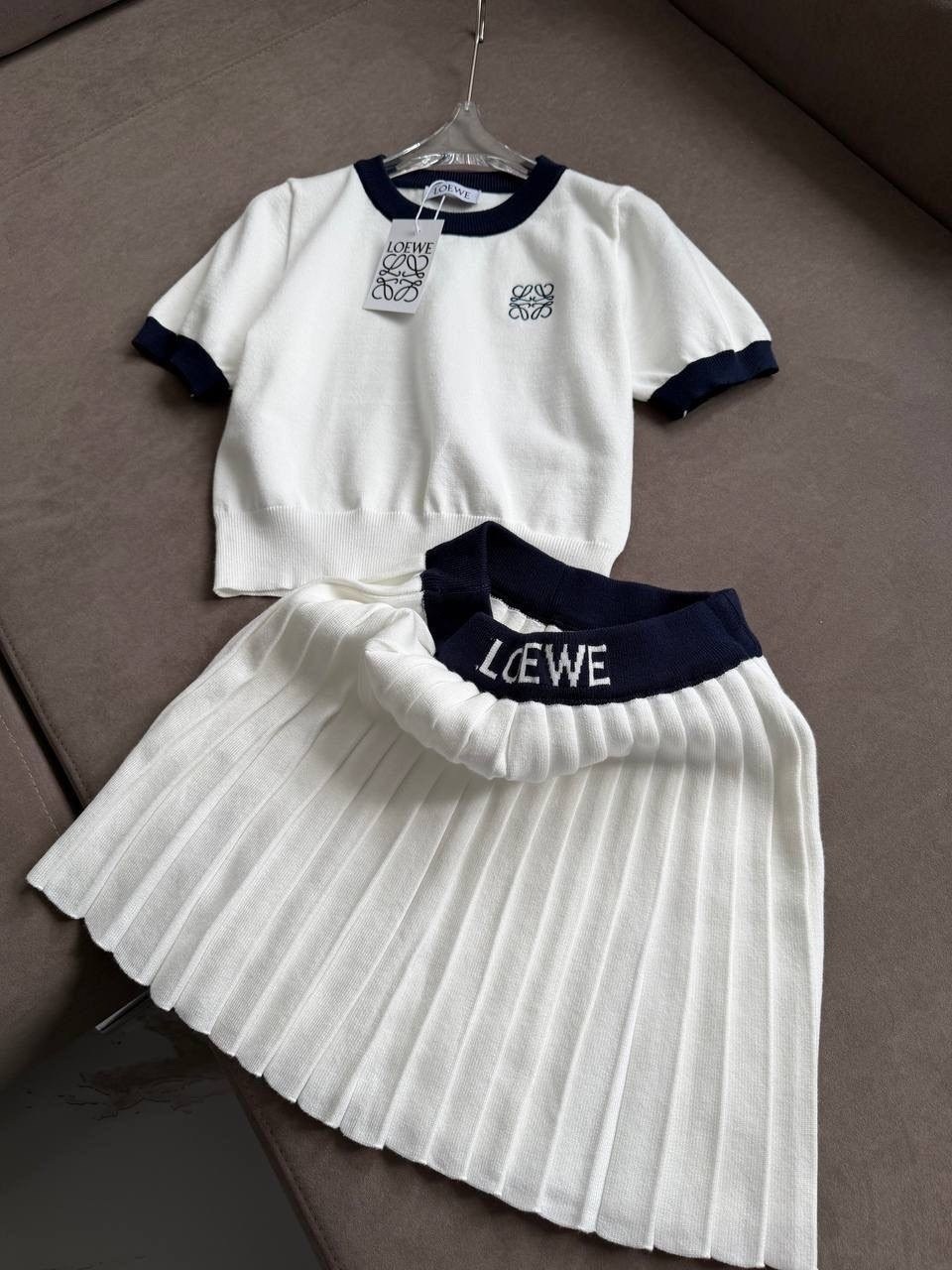 трикотажные костюмы,костюм с юбкой,одежда комплект,кофта и юбка,комплект футболки