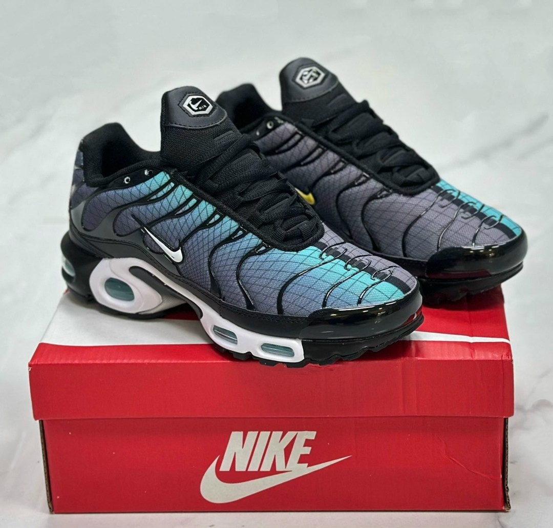 кроссовки nike air max plus tn,кроссовки,nike air max tn plus,кроссовки женскиe,кроссовки nike air max tn