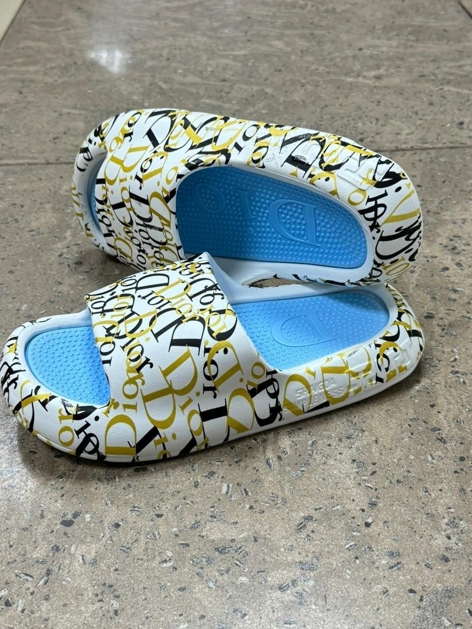 ,шлепанцы женские,шлепанцы,шлепанцы с принтом,летние тапочки