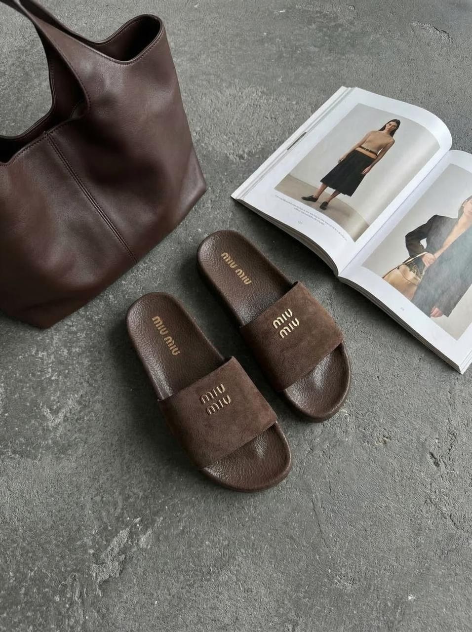 шлепанцы женские,шлепки miu miu,,шлепанцы коричневые miu miu,летние женские шлепанцы