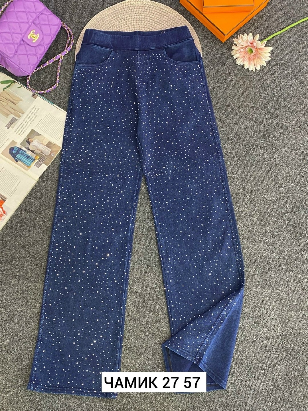 женские джинсы,женские джинсы со стразами,джинсы брюки,джинсы труба с стразами,джинсы клеш со стразами h&a collection