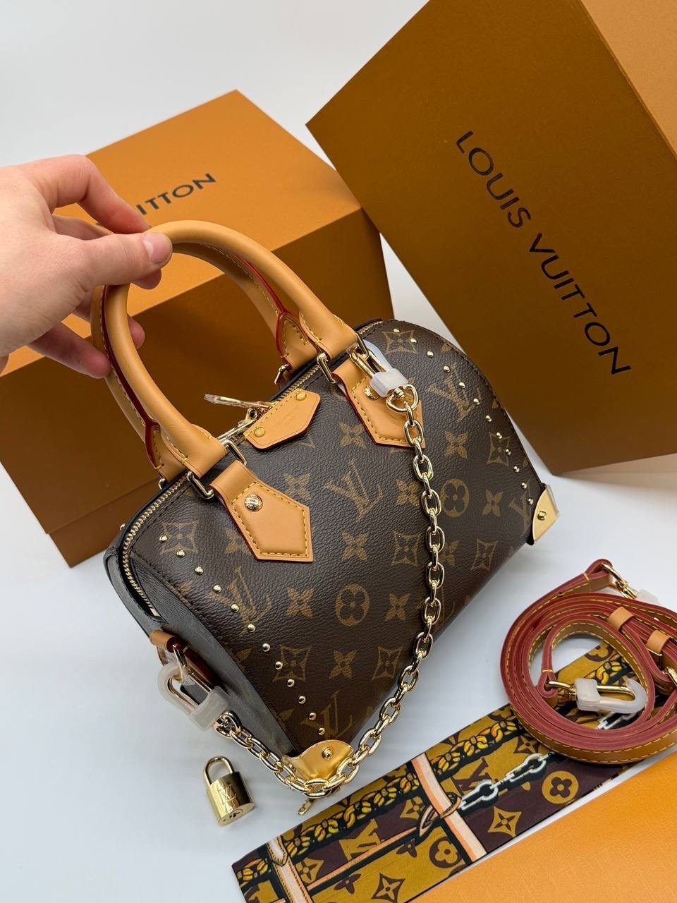 louis vuitton сумка на плечо,сумка louis vuitton,louis vuitton женская сумка,louis vuitton сумка на плечо кросс-боди,сумка луи виттон