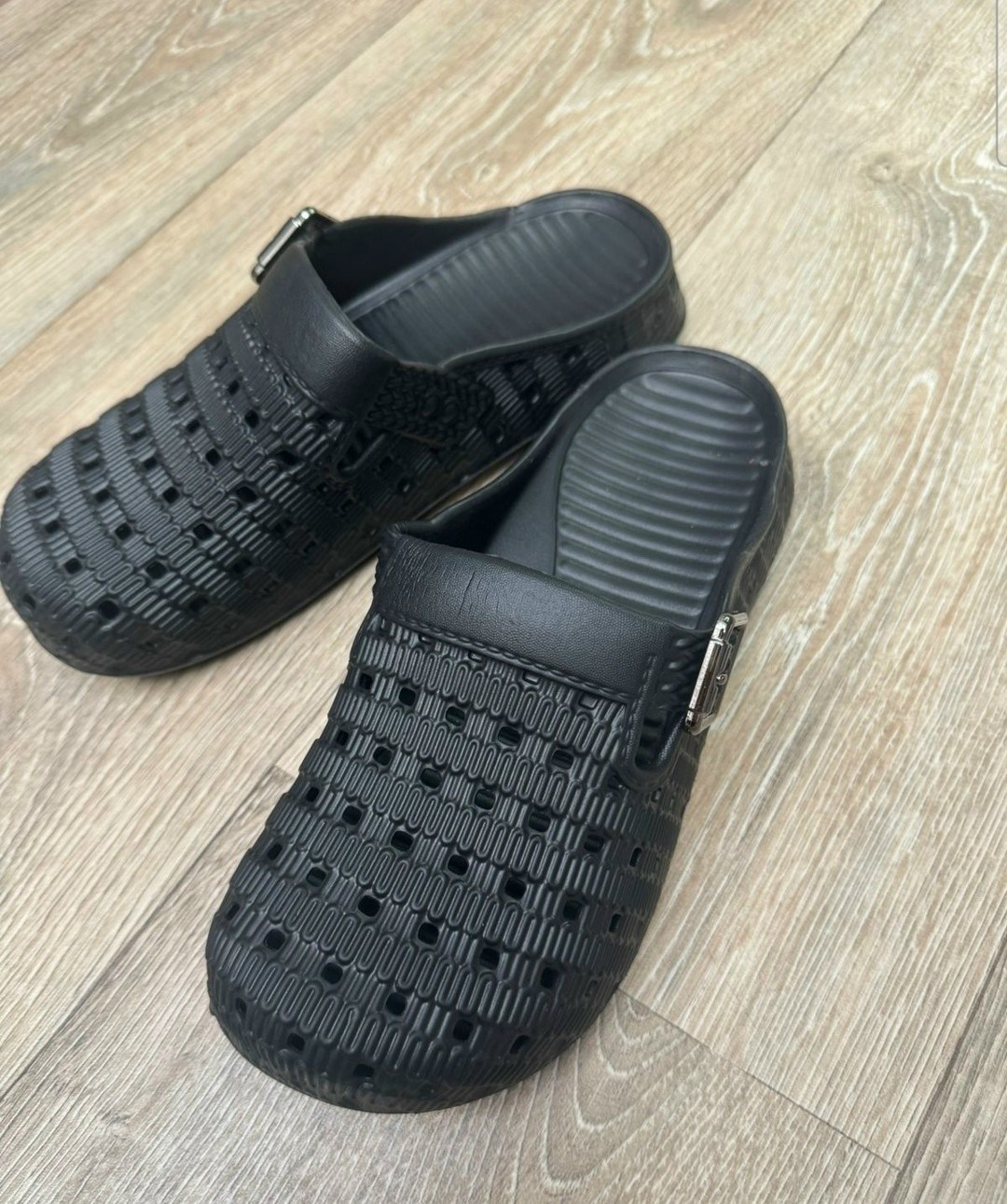 ,сабо с перфорацией крос эва,сабо медицинские резиновые,сабо с перфорацией,сабо женские