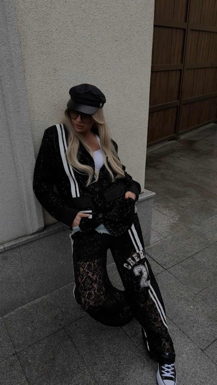 стильный костюм,спортивные костюмы,костюм спортивный женский,женский костюм,костюм с пайетками