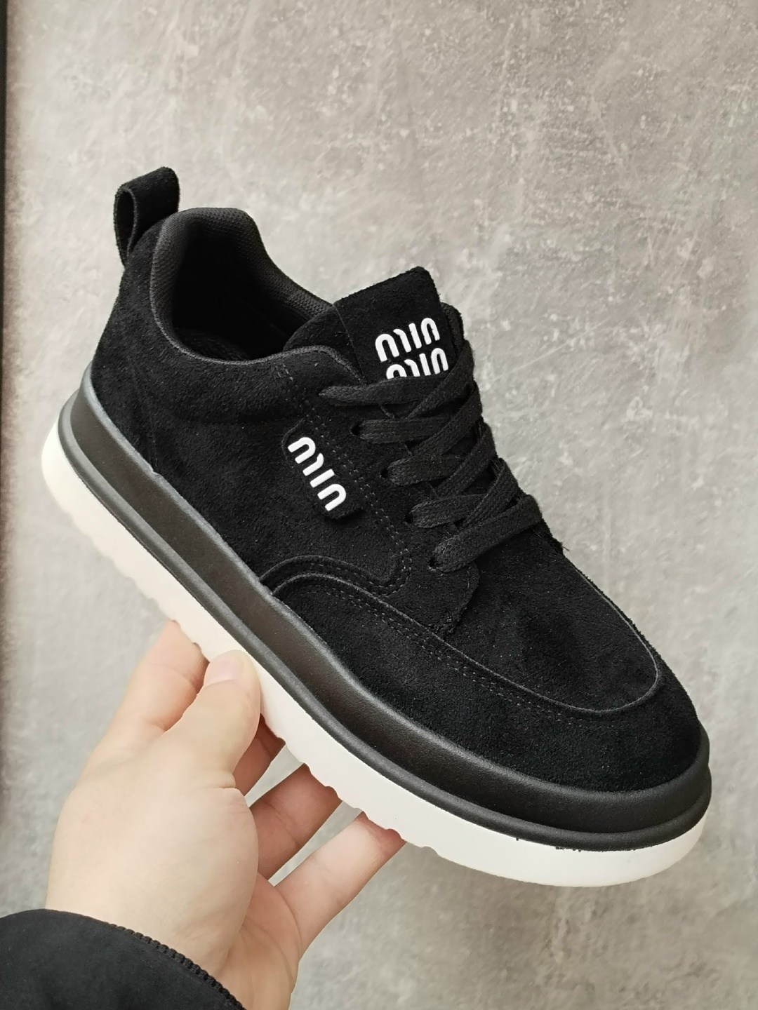 ,женская ,детская ,замшевые кроссовки, для мальчика