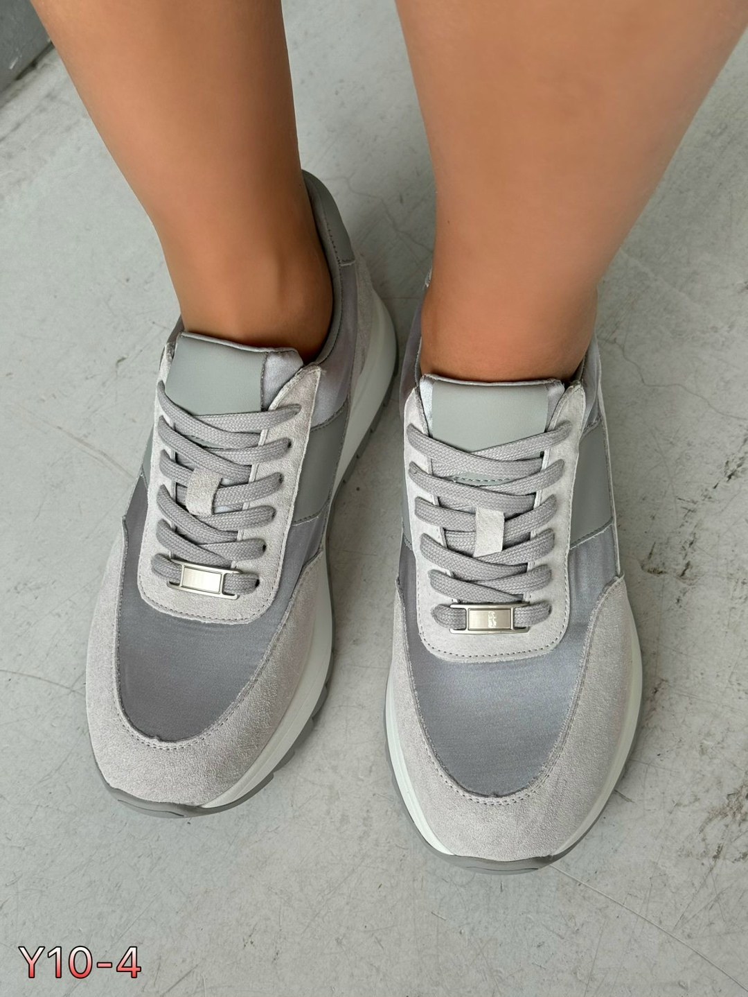 ,кроссовки женские,стильные женские кроссовки,кроссовки молодежные,модные женские кроссовки