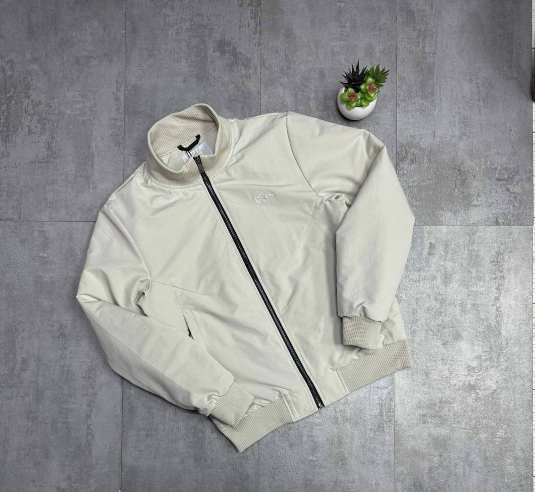 демисезонная куртка,куртка бомбер,мужская куртка бомбер,куртка,легкая куртка