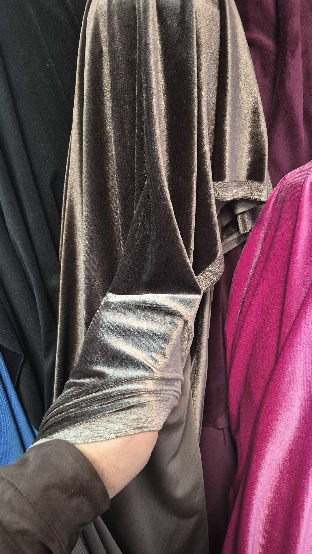 бархат бордовый,бархат красный ткань,бархат ткань,бархат стрейч,ткань бархат стрейч