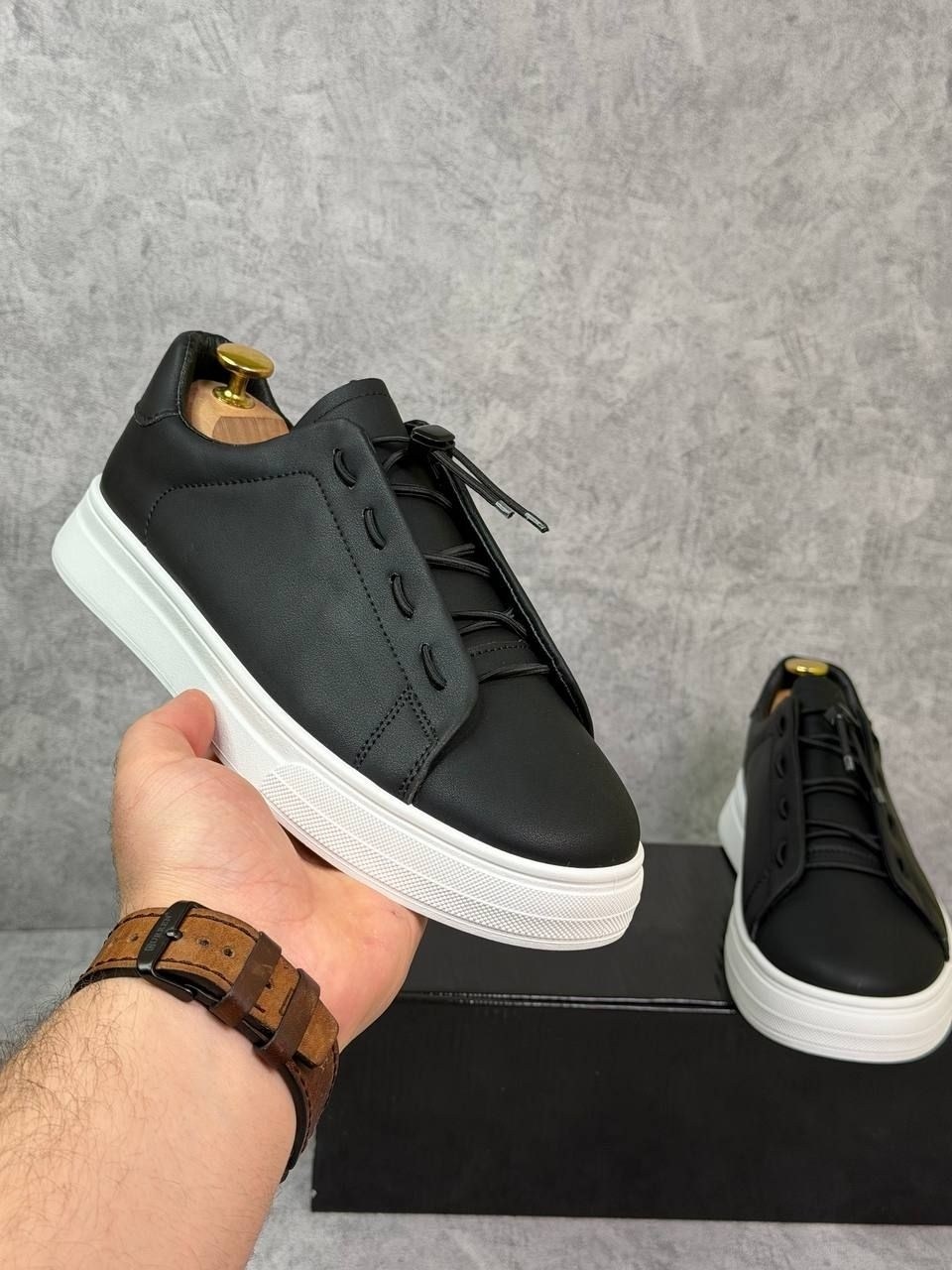 ,мужские кеды,мужские кеды натуральная кожа черного цвета,кеды мужские кожаные,черные кожаные мужские кеды на белой подошве т-945