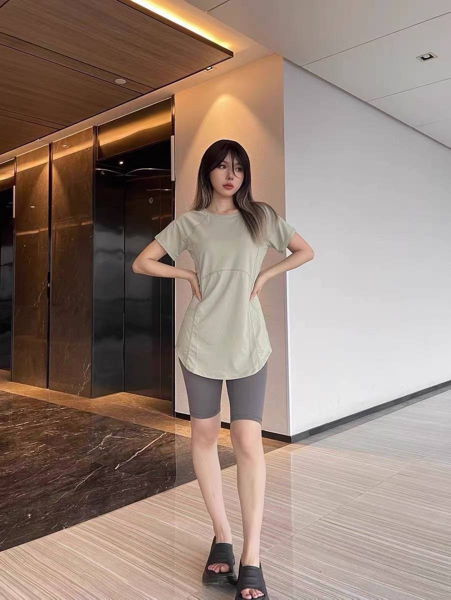 женская спортивная футболка с коротким рукавом,футболки женская,спортивная футболка с короткими рукавами,женская спортивная футболка,футболки для женщин